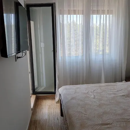 33 Apartment